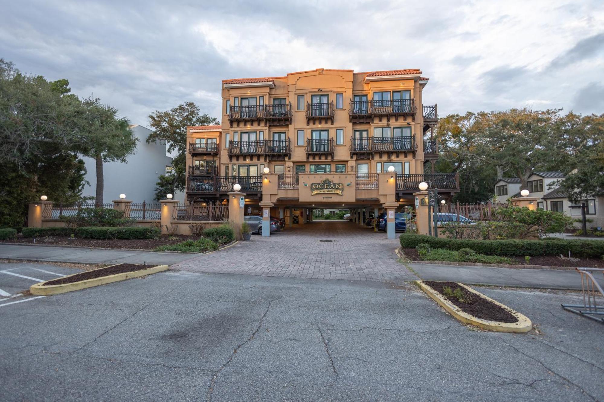 Ocean Inn & Suites St. Simons Island Exteriér fotografie